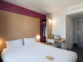 B&B H&ocirc;tel  Bordeaux Centre B&egrave;gles