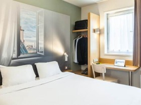 B&B H&ocirc;tel Evry Lisses 1