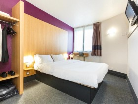 B&B H&ocirc;tel Orly Rungis A&eacute;roport