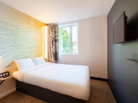 B&B H&ocirc;tel Saint-denis Porte de Paris