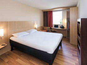 Ibis Montbeliard